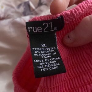 Rue 21 Top